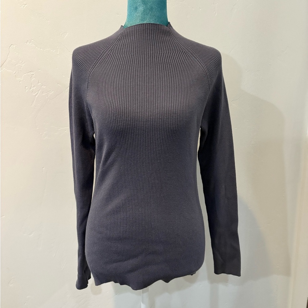 Eddie Bauer Gray Ribbed Long Sleeve Sweater